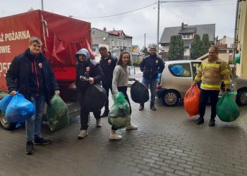 Przekaż ubrania, dołożysz cegiełkę do AED!