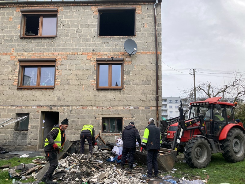 Tragedia w Strzałkowie. Gmina włącza się w pomoc