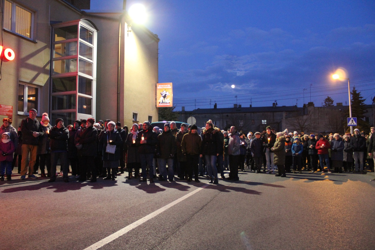 Droga Krzyżowa w Strzałkowie ZDJĘCIA