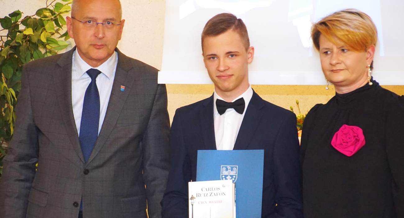 Ekonomik pożegnał maturzystów ZDJĘCIA