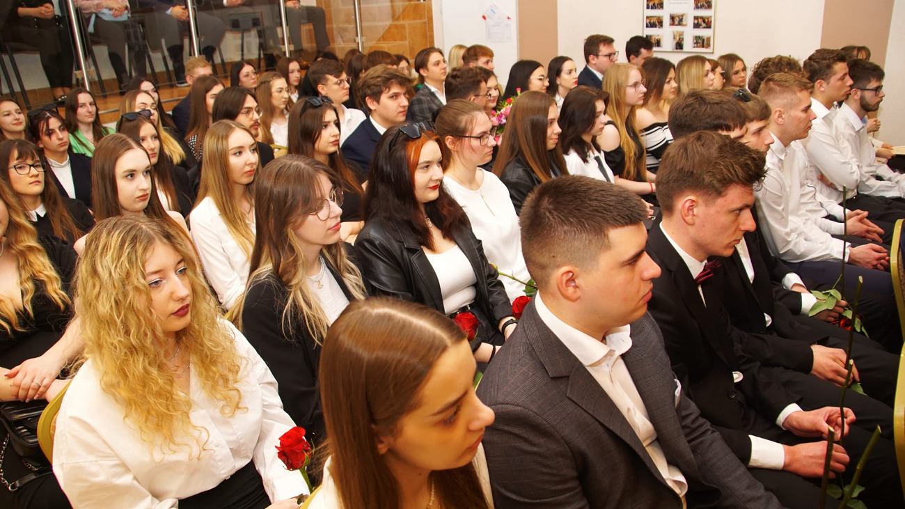 Ekonomik pożegnał maturzystów ZDJĘCIA