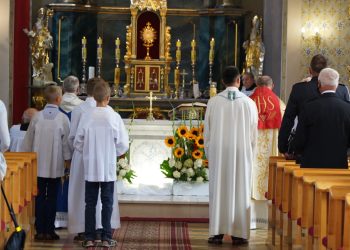 Pół miliona na malowanie kościoła?