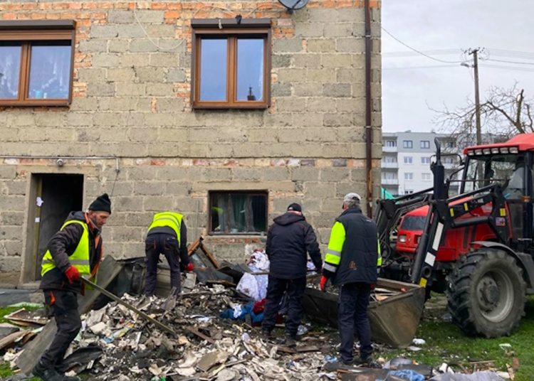 Tragedia w Strzałkowie. Gmina włącza się w pomoc