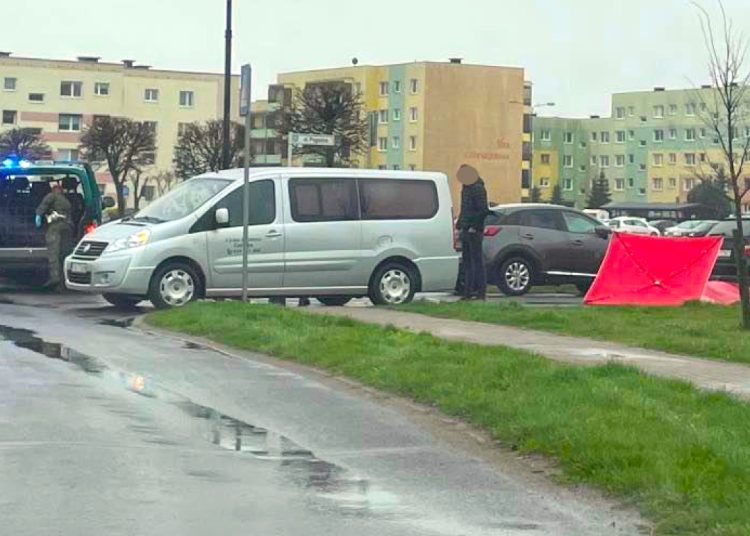 Tragedia na osiedlu. Mężczyzna nie żyje