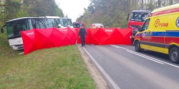 Tragedia niedaleko Słupcy. Jedna osoba nie żyje