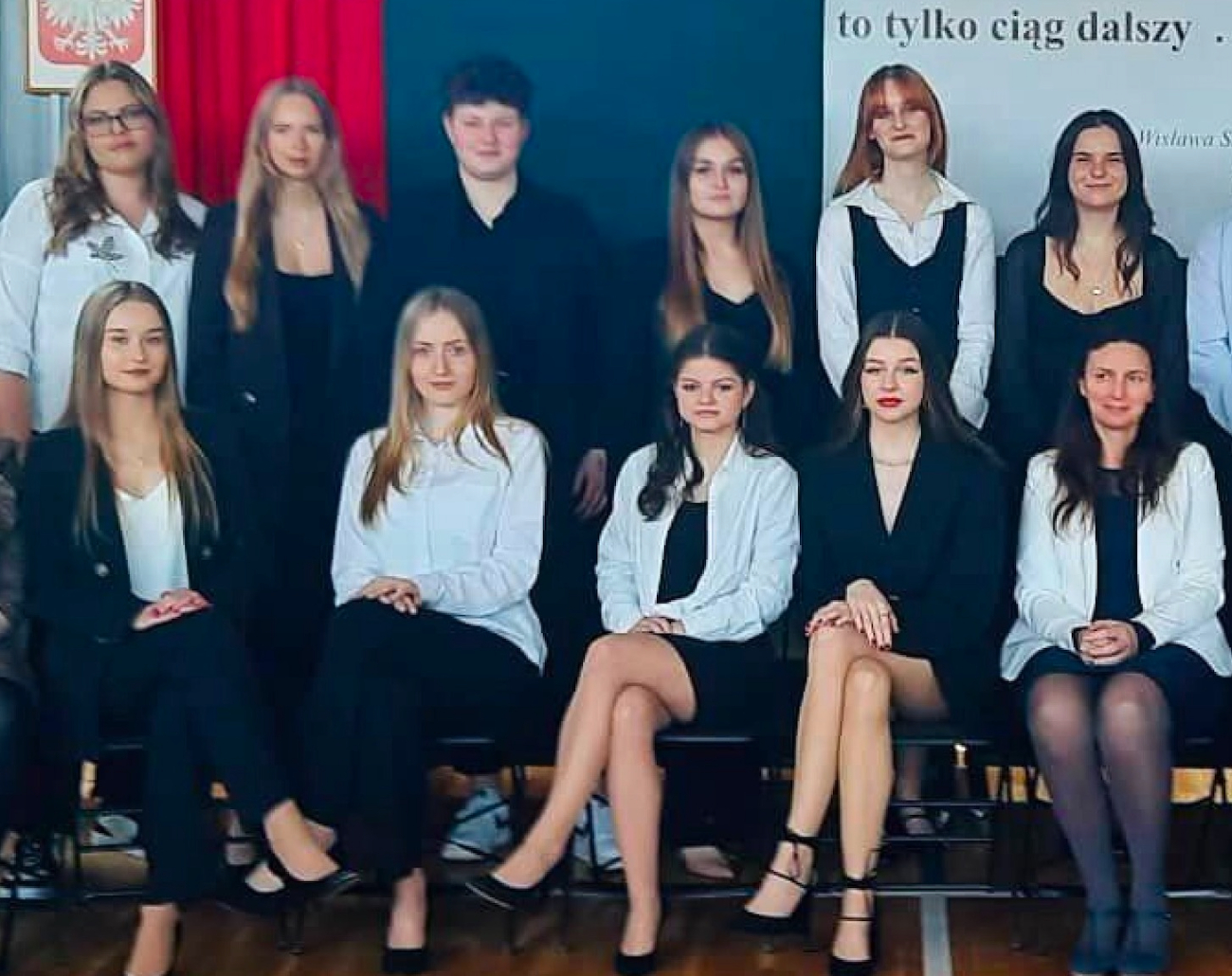 Pożegnanie maturzystów w LO. Zobacz zdjęcia