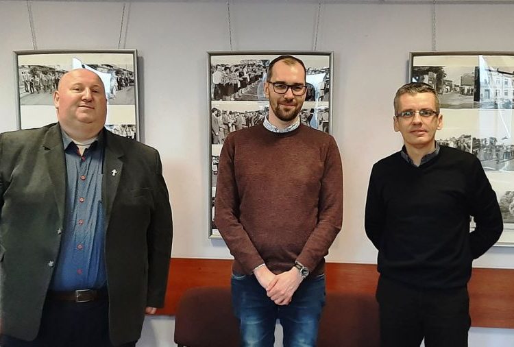 Piszą słownik gwary. Proszą o pomoc