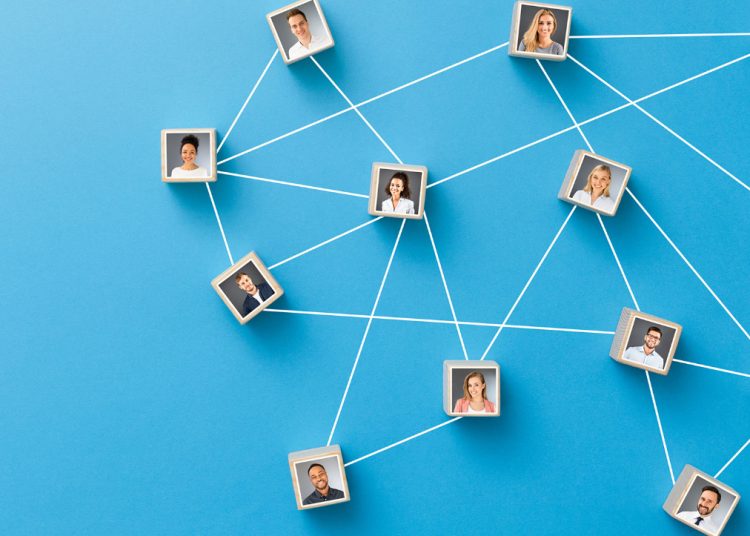 Dlaczego warto postawić na targi pracy, gdy poszukujesz zatrudnienia?