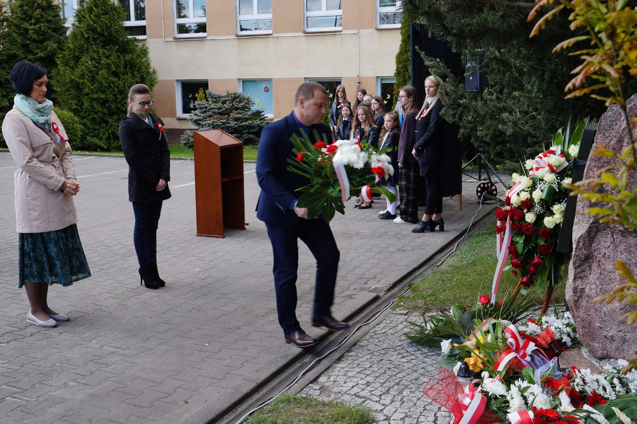 3 Maja w Ostrowitem. Zobacz zdjęcia