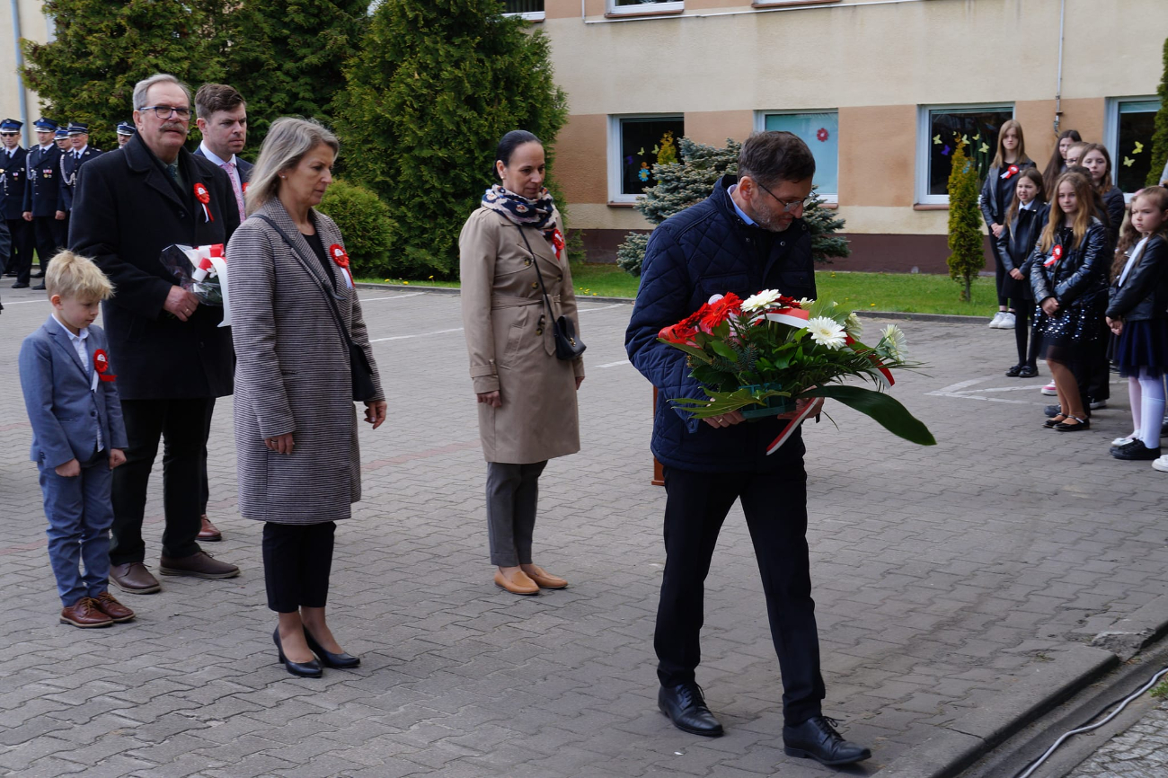 3 Maja w Ostrowitem. Zobacz zdjęcia