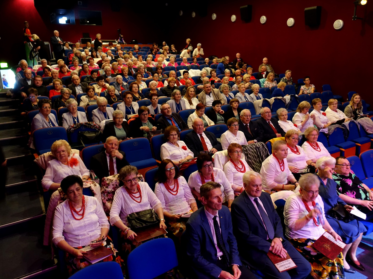 Muzyczne spotkanie seniorów w MDK ZDJĘCIA
