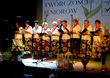 Muzyczne spotkanie seniorów w MDK ZDJĘCIA