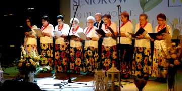 Muzyczne spotkanie seniorów w MDK ZDJĘCIA