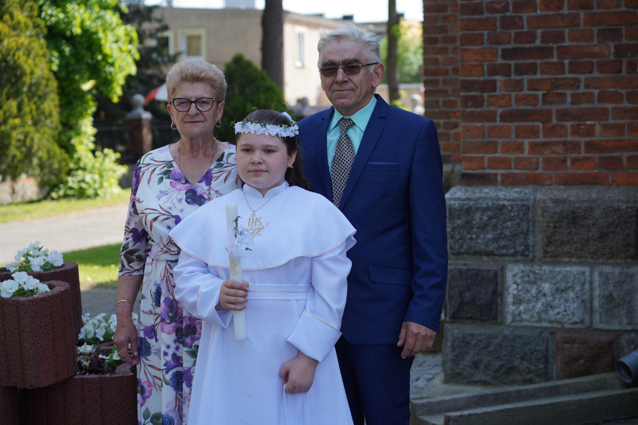 Komunia w Ostrowitem. Mamy zdjęcia