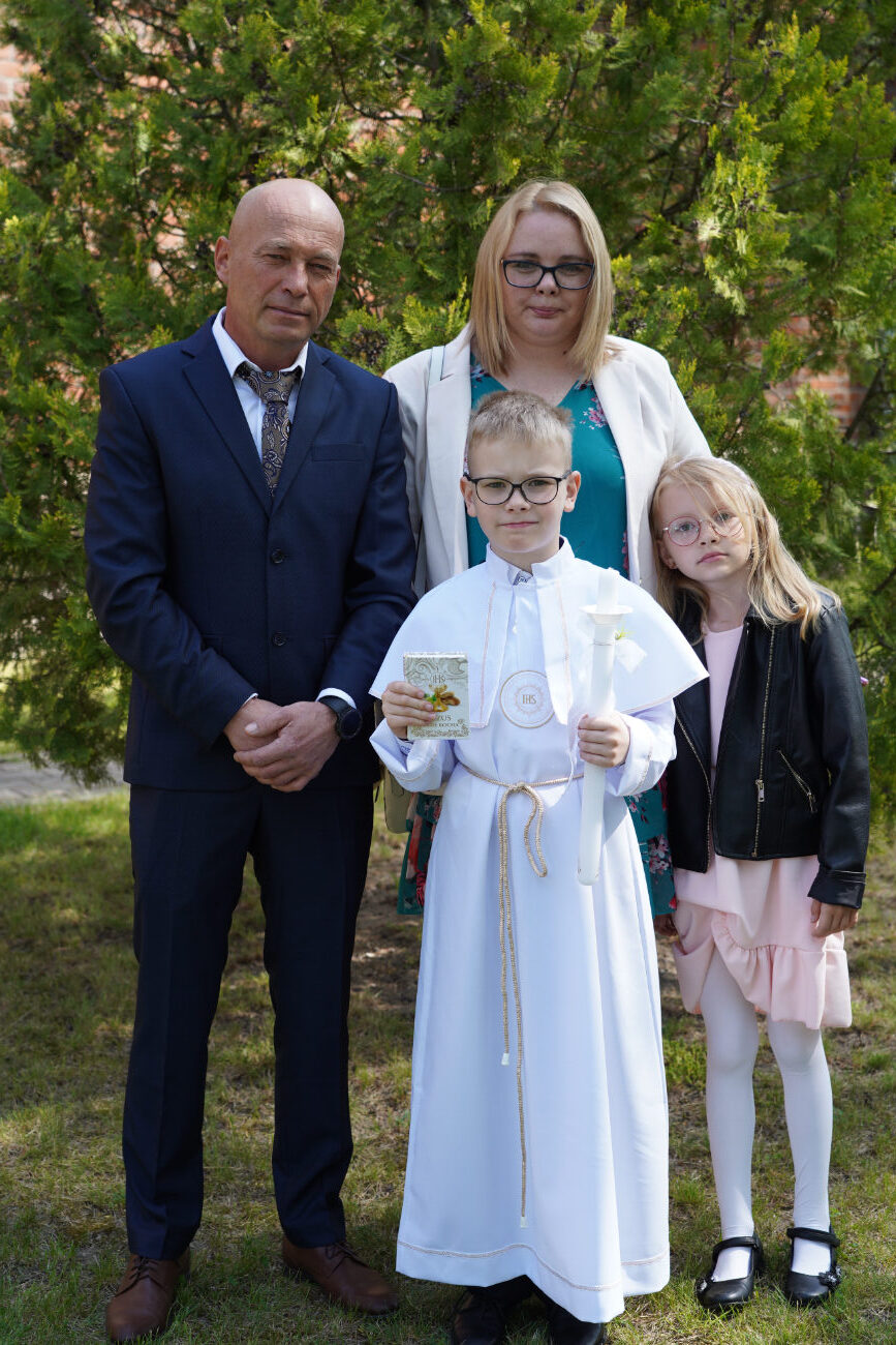 Komunia w Ostrowitem. Mamy zdjęcia