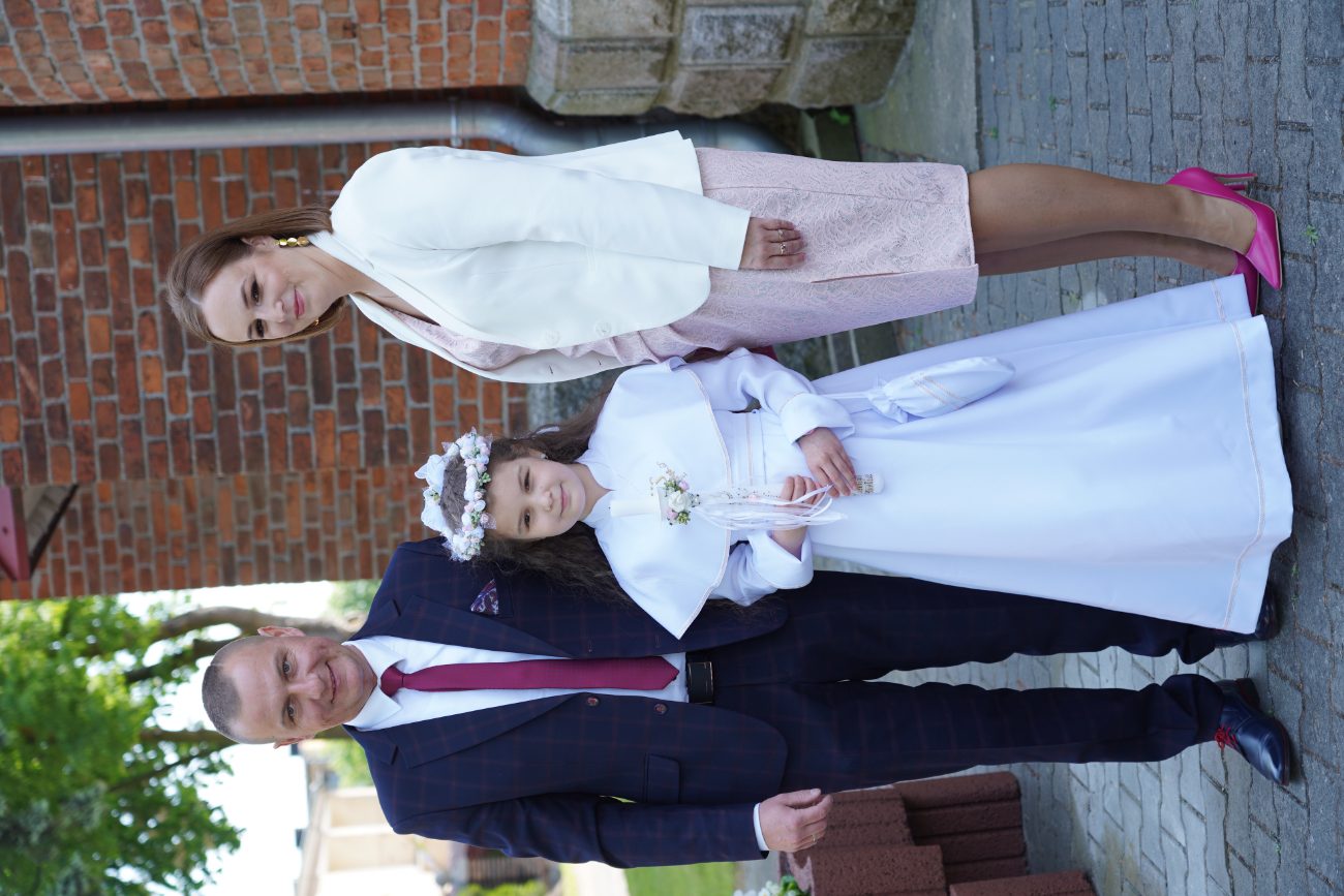 Komunia w Ostrowitem. Mamy zdjęcia