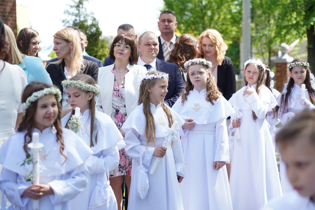 Komunia w Ostrowitem. Mamy zdjęcia