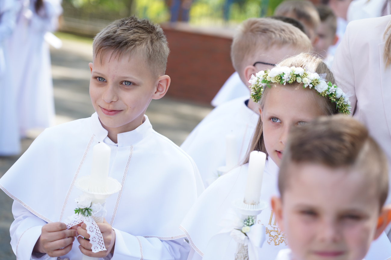 Komunia w Ostrowitem. Mamy zdjęcia