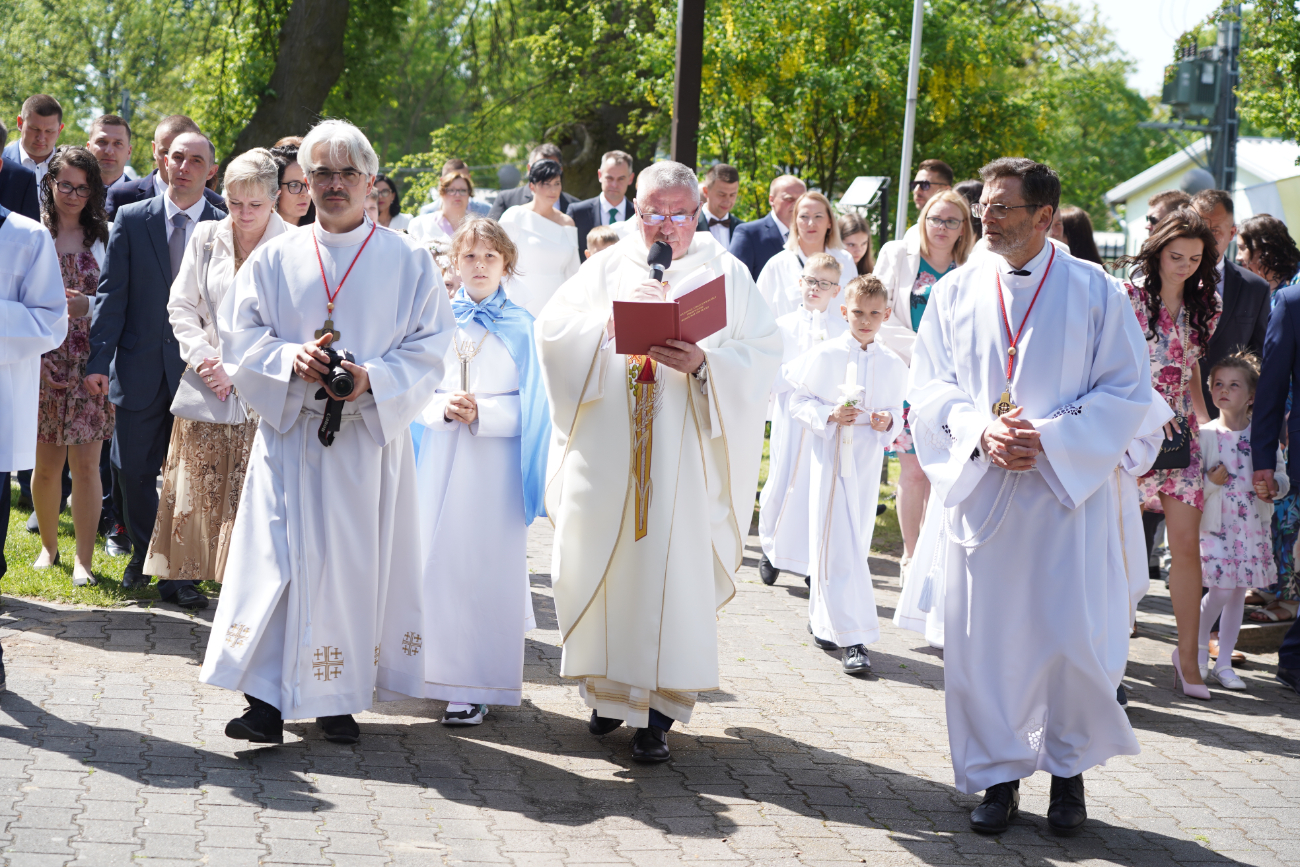 Komunia w Ostrowitem. Mamy zdjęcia