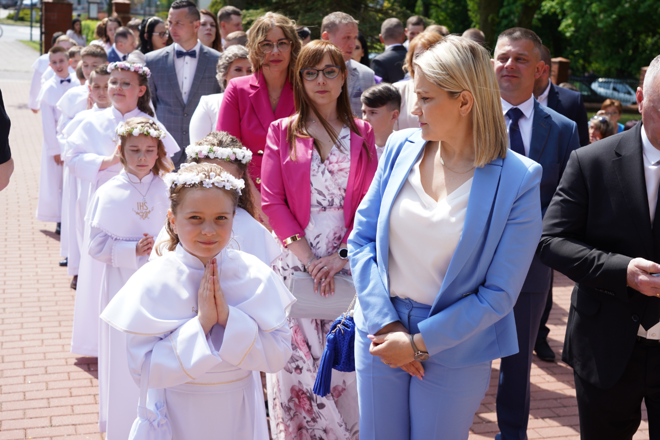 Komunia w Giewartowie. Zobacz zdjęcia