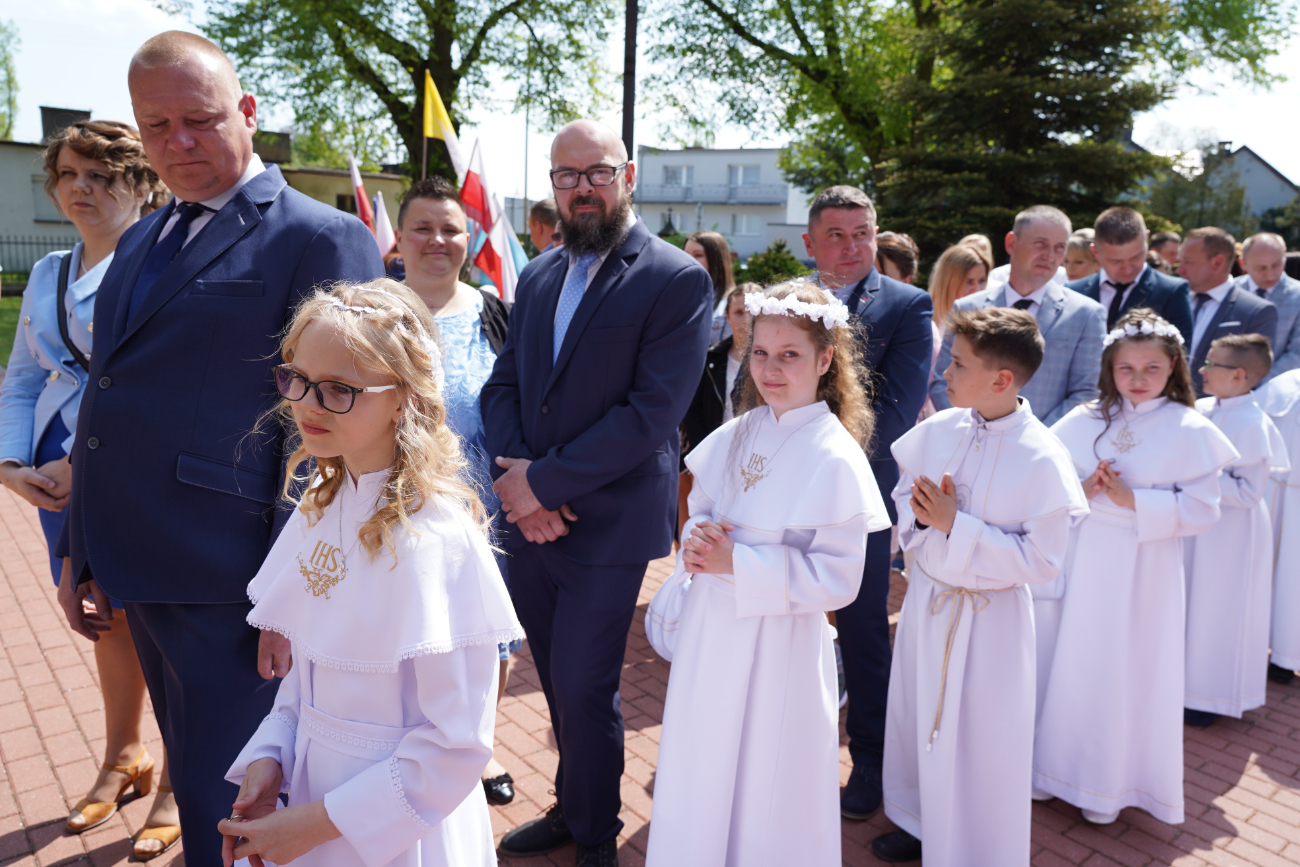 Komunia w Giewartowie. Zobacz zdjęcia