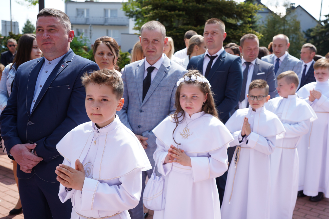 Komunia w Giewartowie. Zobacz zdjęcia