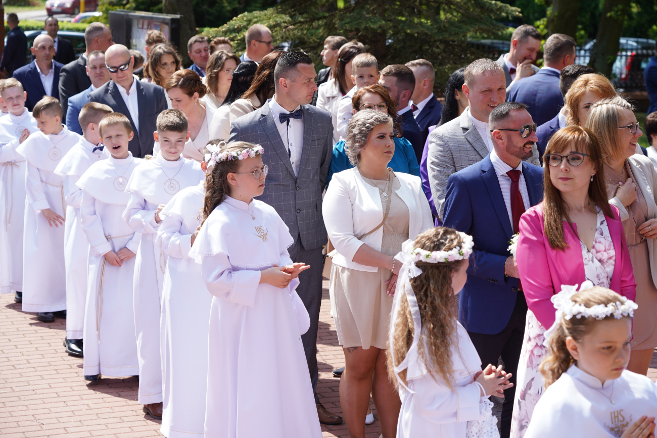 Komunia w Giewartowie. Zobacz zdjęcia