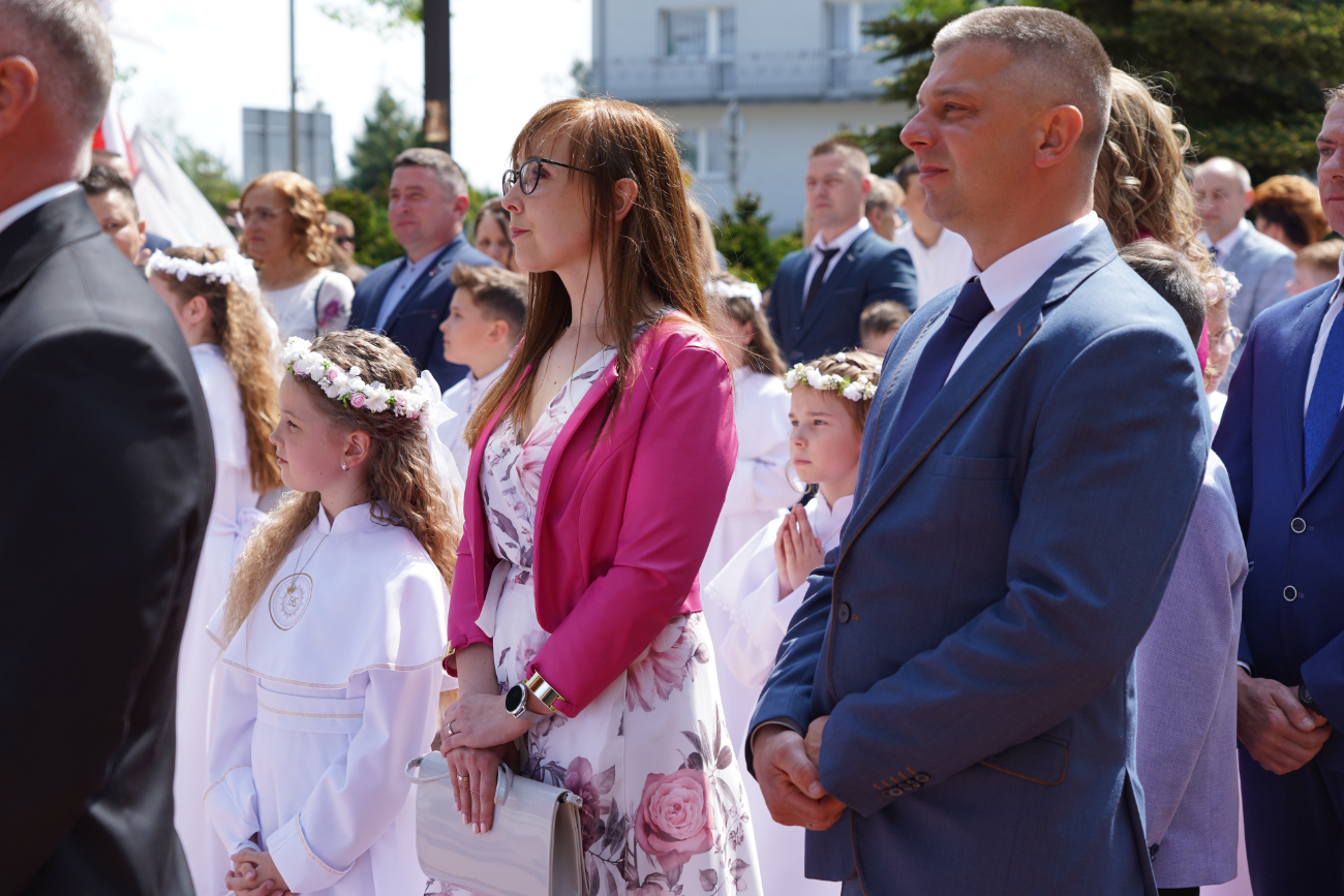 Komunia w Giewartowie. Zobacz zdjęcia