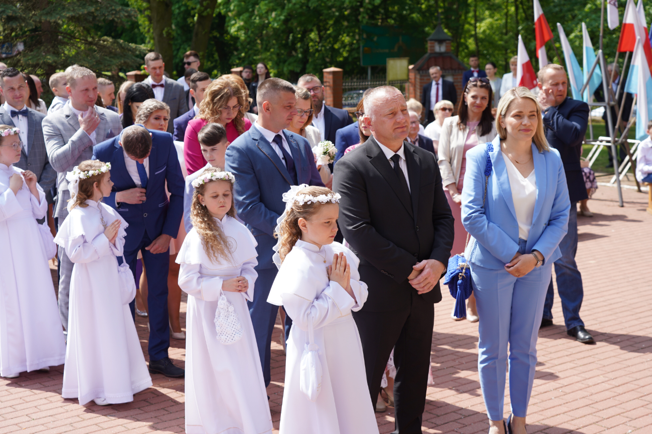 Komunia w Giewartowie. Zobacz zdjęcia