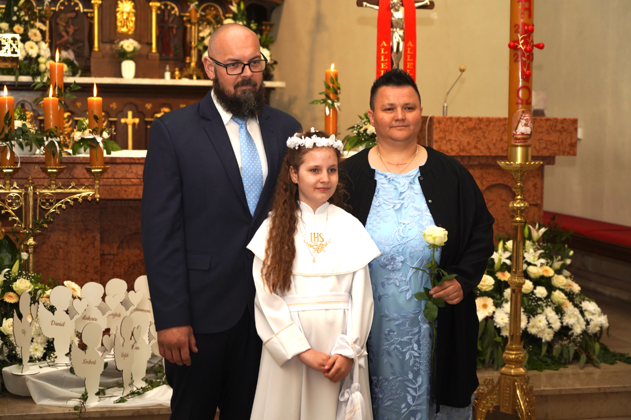 Komunia w Giewartowie. Zobacz zdjęcia