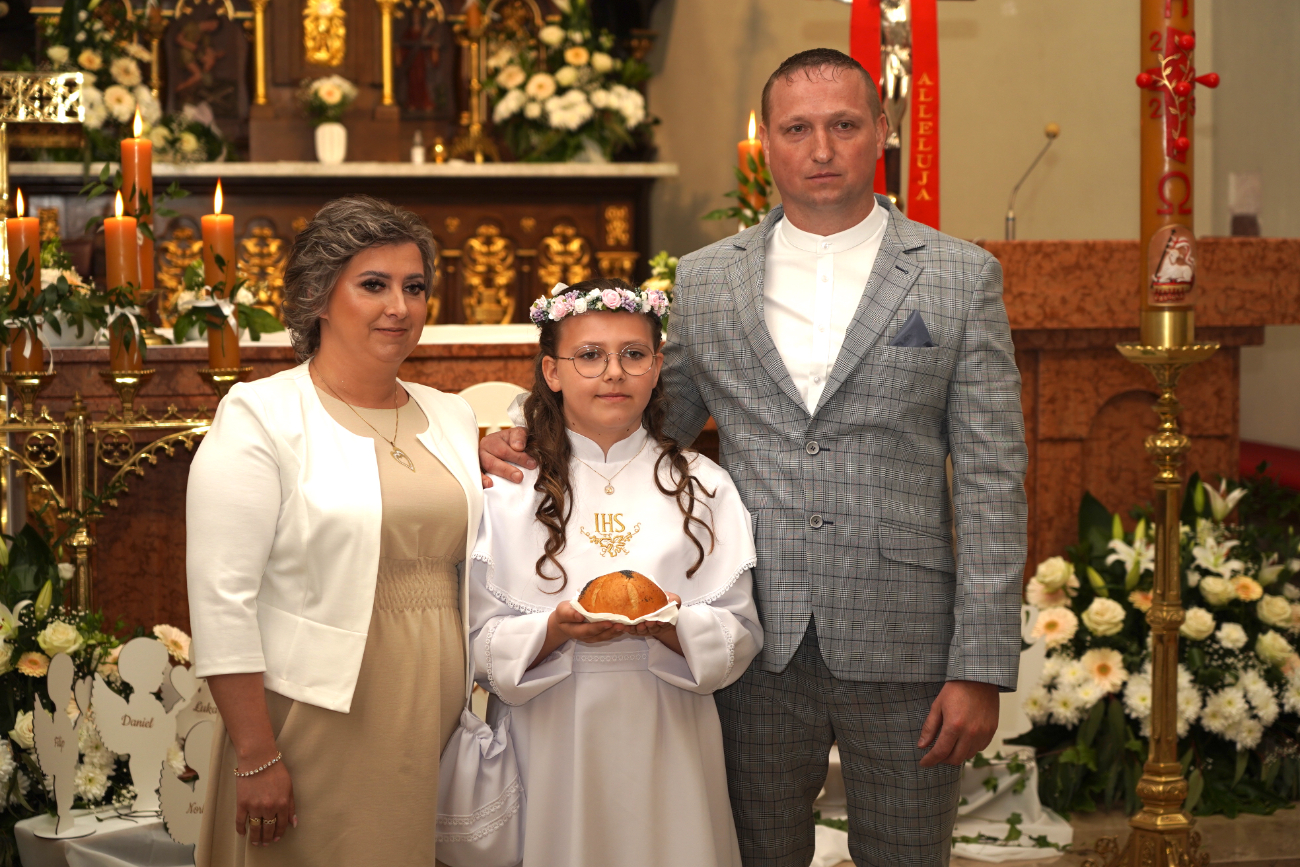Komunia w Giewartowie. Zobacz zdjęcia