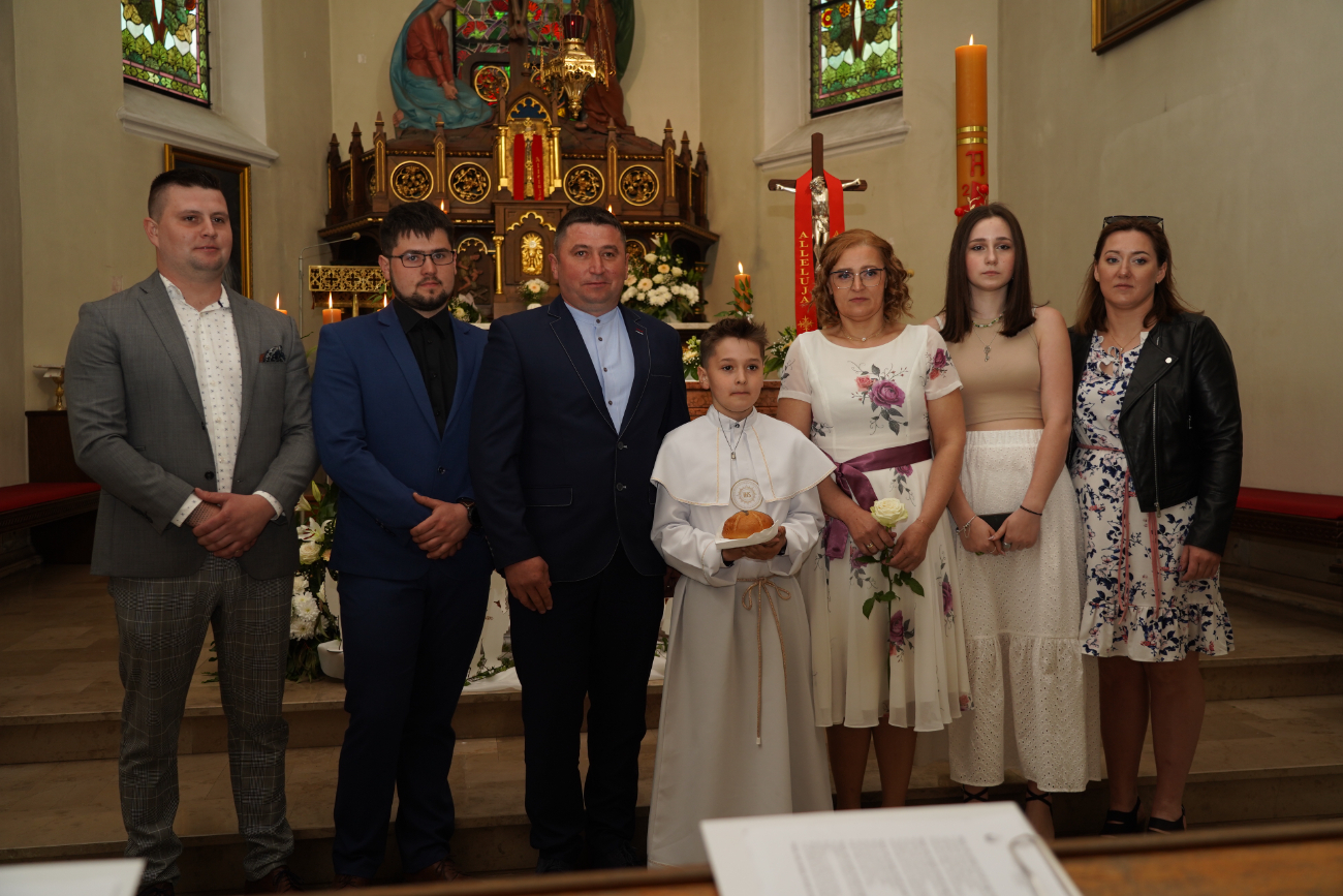 Komunia w Giewartowie. Zobacz zdjęcia