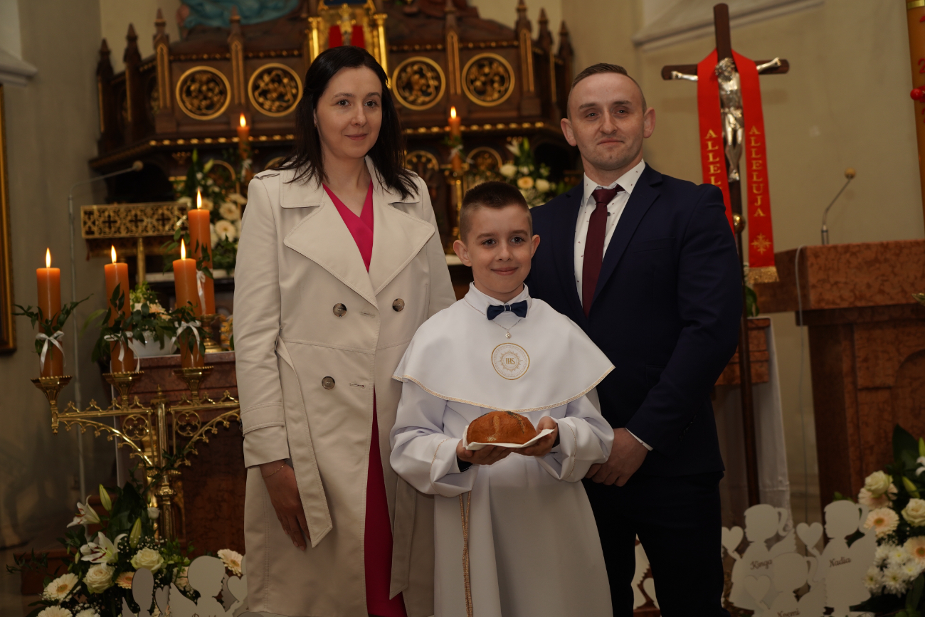 Komunia w Giewartowie. Zobacz zdjęcia