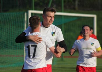 Derby dla Czarnych. SKP wraca z punktem