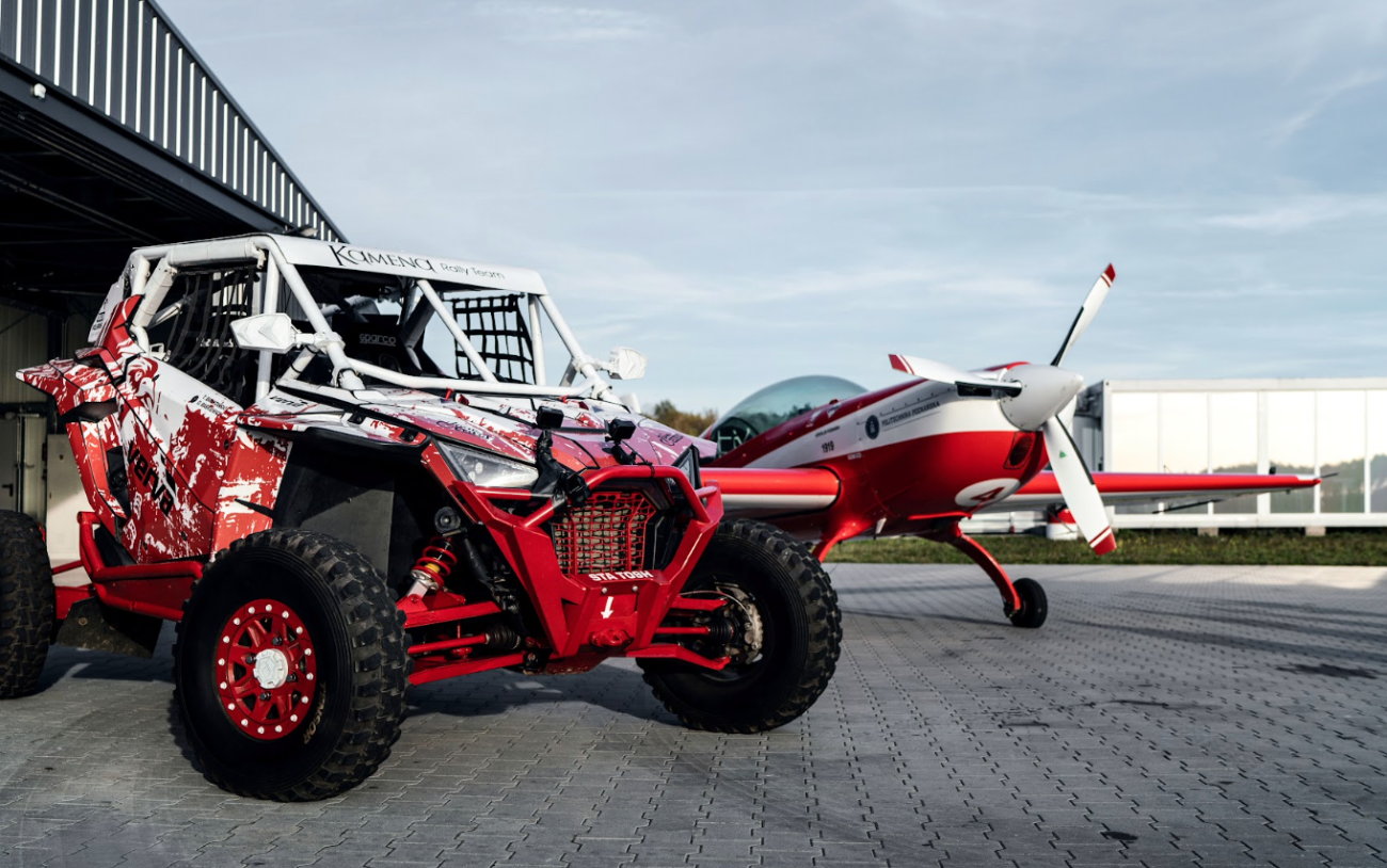 Niecodzienna flaga naszych. Zobacz zdjęcia