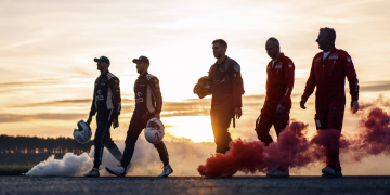 Niecodzienna flaga naszych. Zobacz zdjęcia