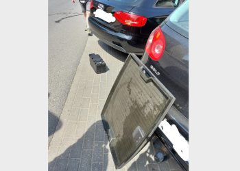 Samochód zapalił się na Warszawskiej