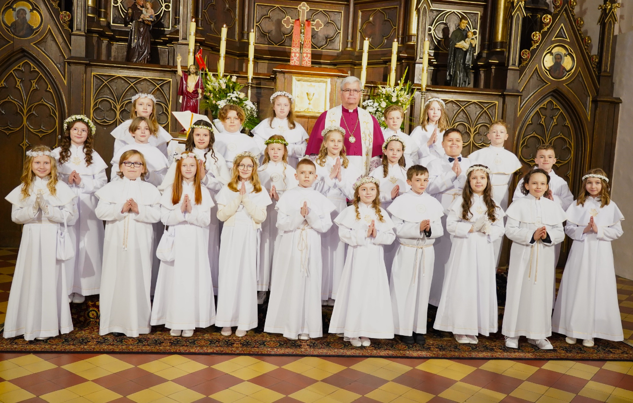 Komunia w Wawrzyńcu. Zobacz zdjęcia
