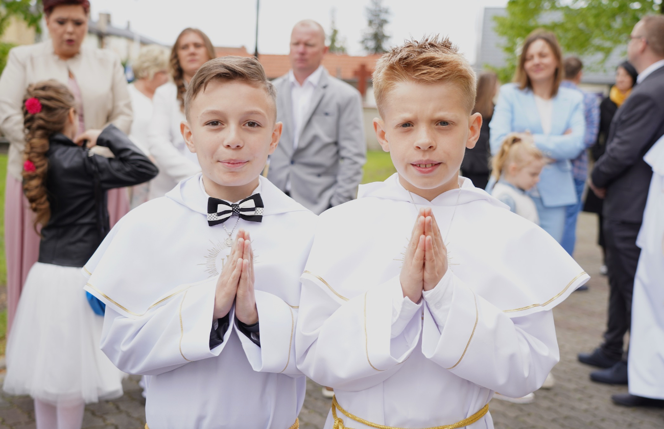 Komunia w Strzałkowie ZDJĘCIA