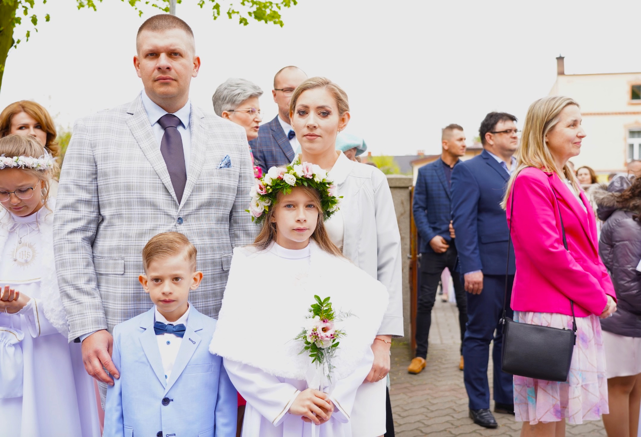 Komunia w Strzałkowie ZDJĘCIA