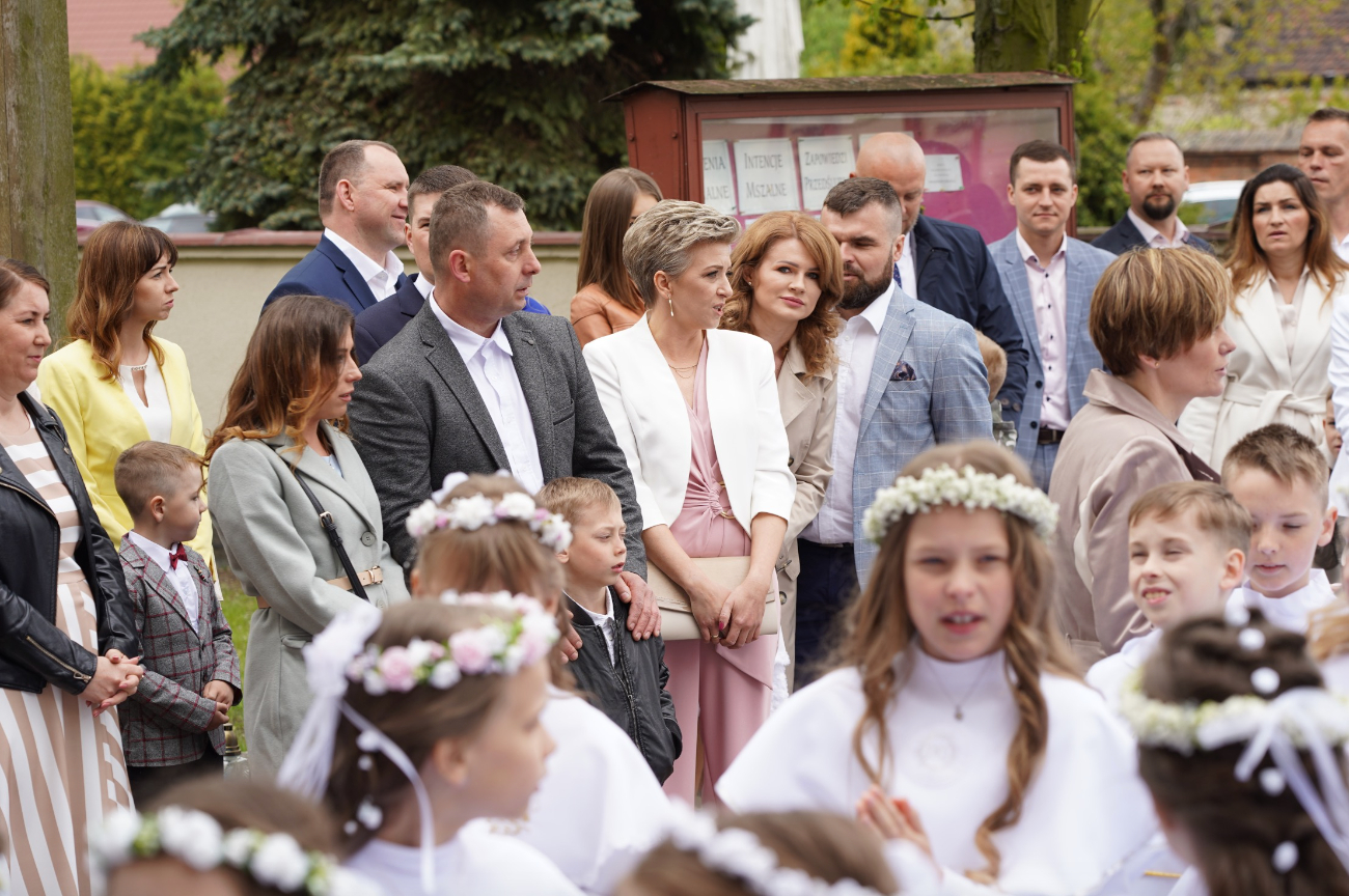 Komunia w Strzałkowie ZDJĘCIA