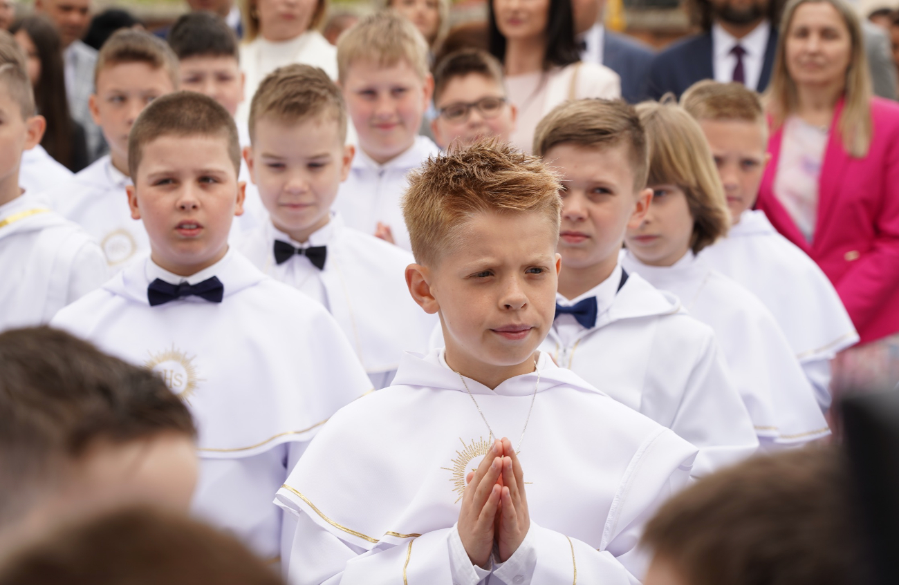 Komunia w Strzałkowie ZDJĘCIA