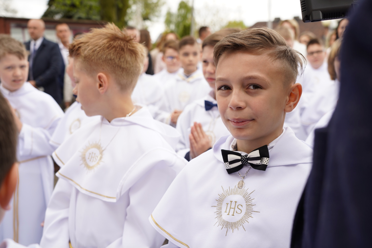 Komunia w Strzałkowie ZDJĘCIA