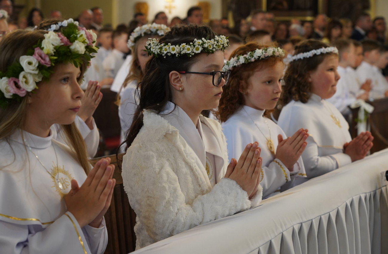 Komunia w Strzałkowie ZDJĘCIA
