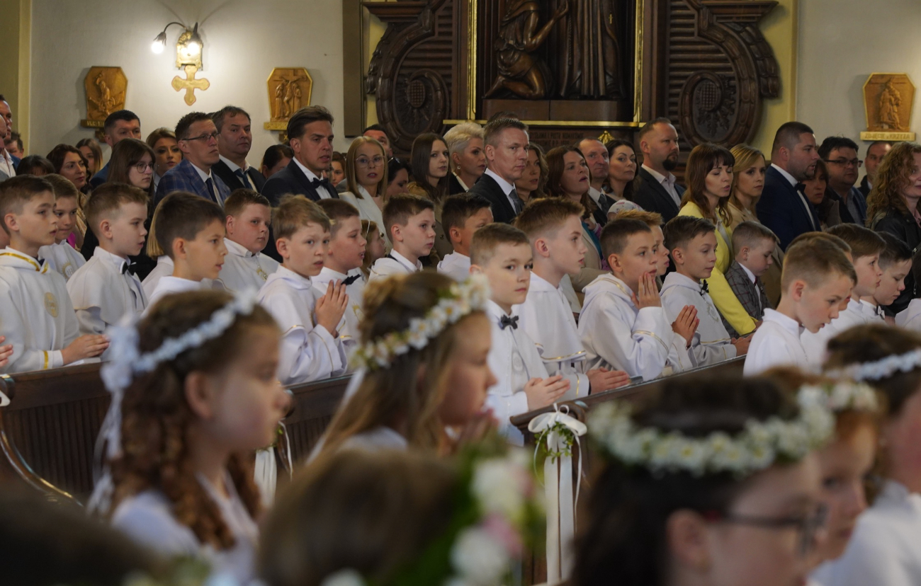 Komunia w Strzałkowie ZDJĘCIA