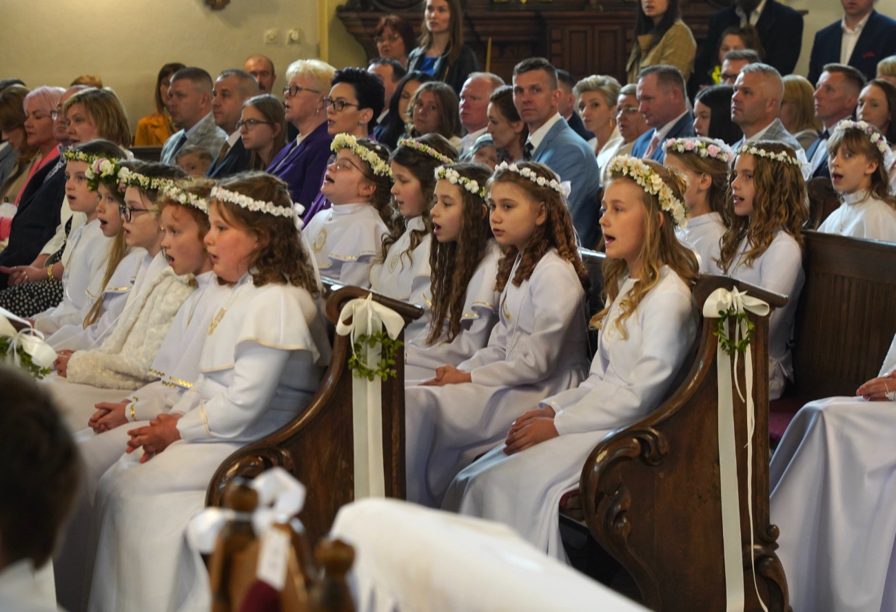 Komunia w Strzałkowie ZDJĘCIA