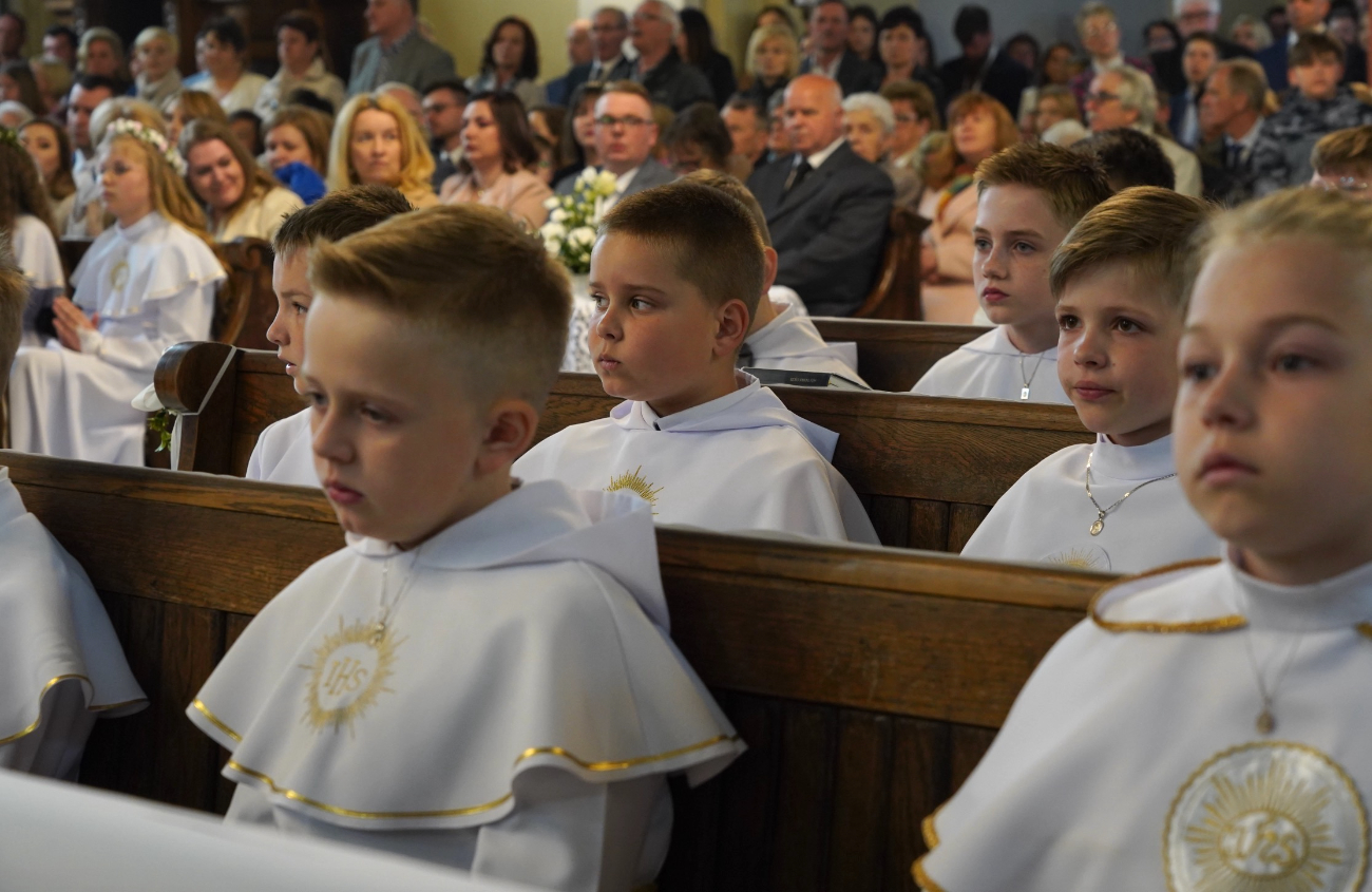 Komunia w Strzałkowie ZDJĘCIA