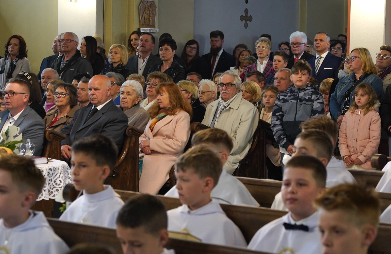 Komunia w Strzałkowie ZDJĘCIA
