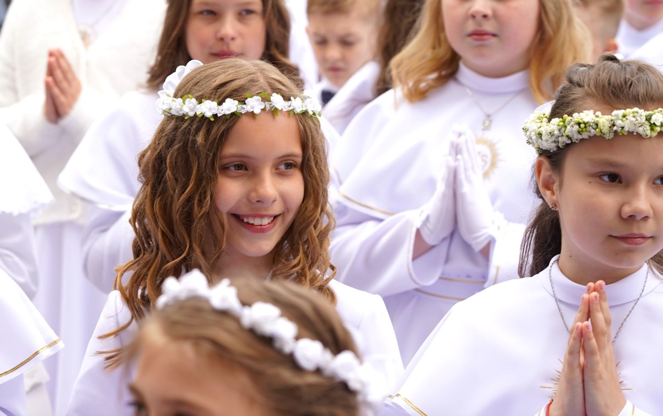 Komunia w Strzałkowie ZDJĘCIA