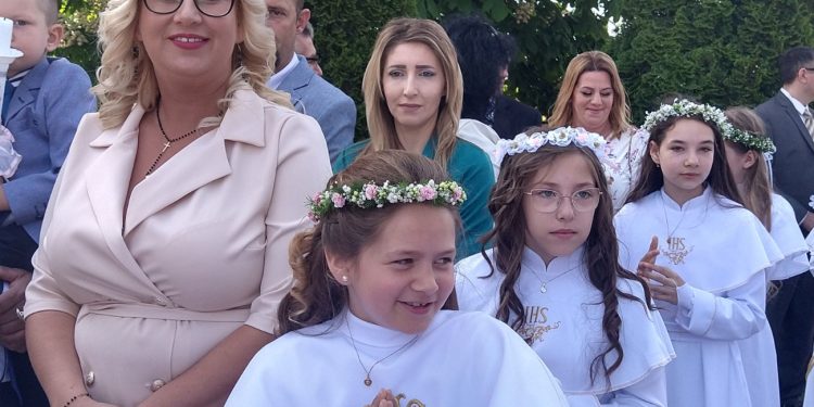 I Komunia św. w Młodojewie